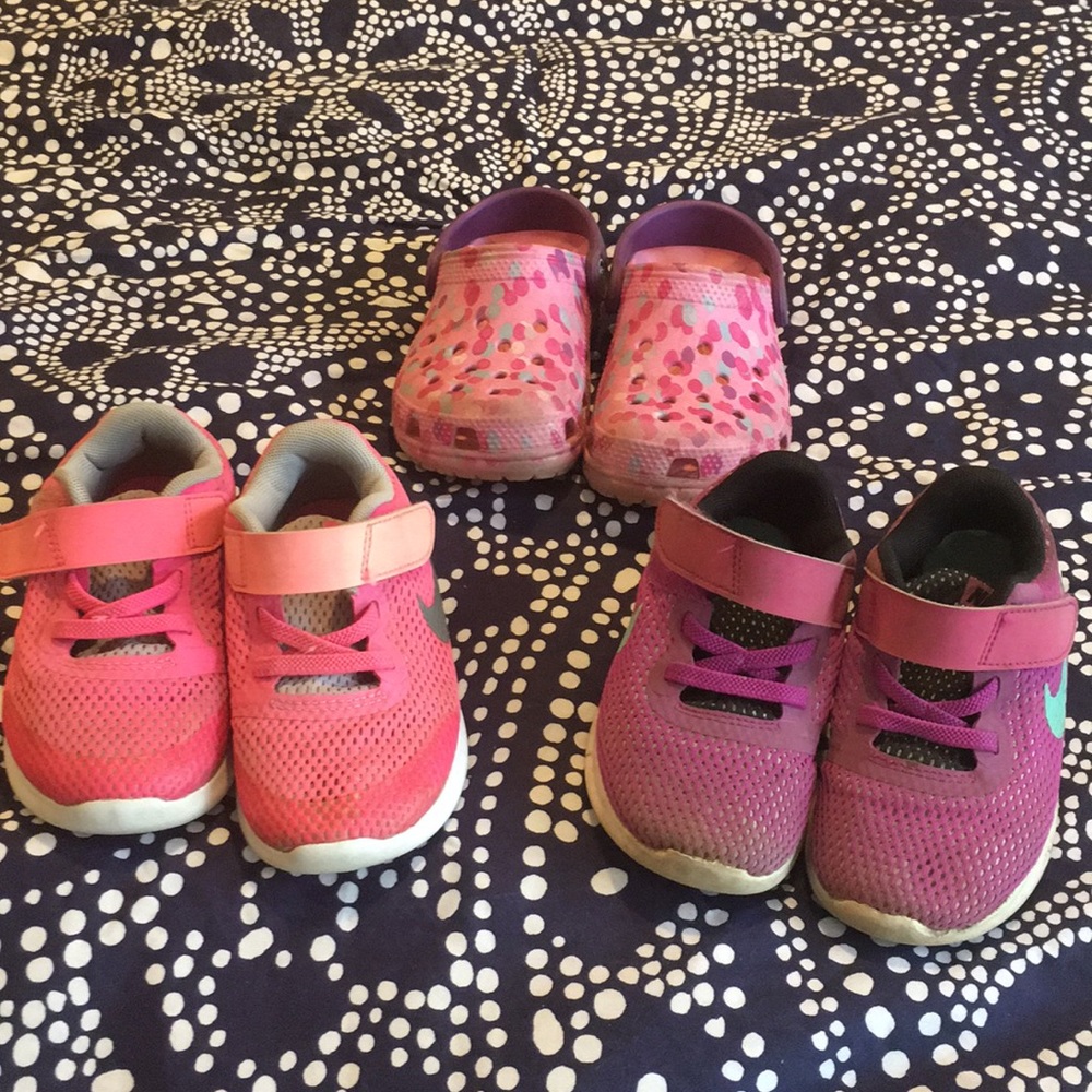 Bundle shoes size 9 toddler
